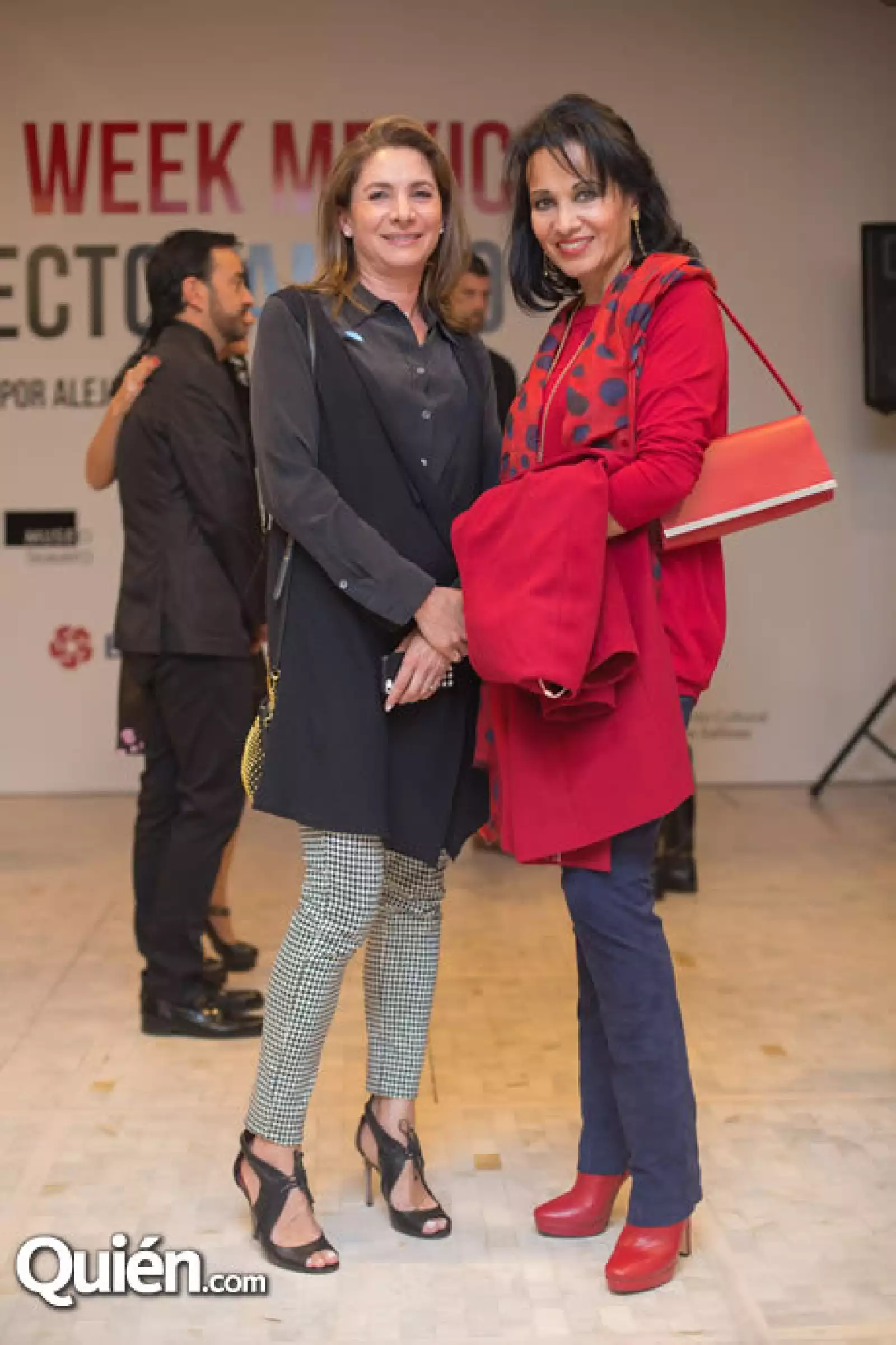 Lola Laris,Andrea León