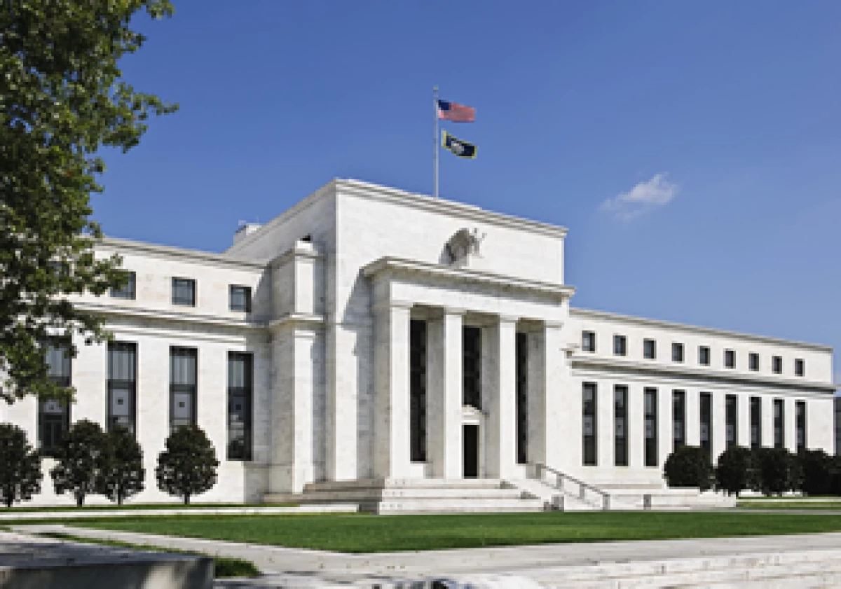 Lo que la Fed aprendió en esos años difíciles es que -con doble mandato o no- la meta de mantener bajo el desempleo perdió prioridad ante la misión de combatir la inflación. (Foto: Photos to go)