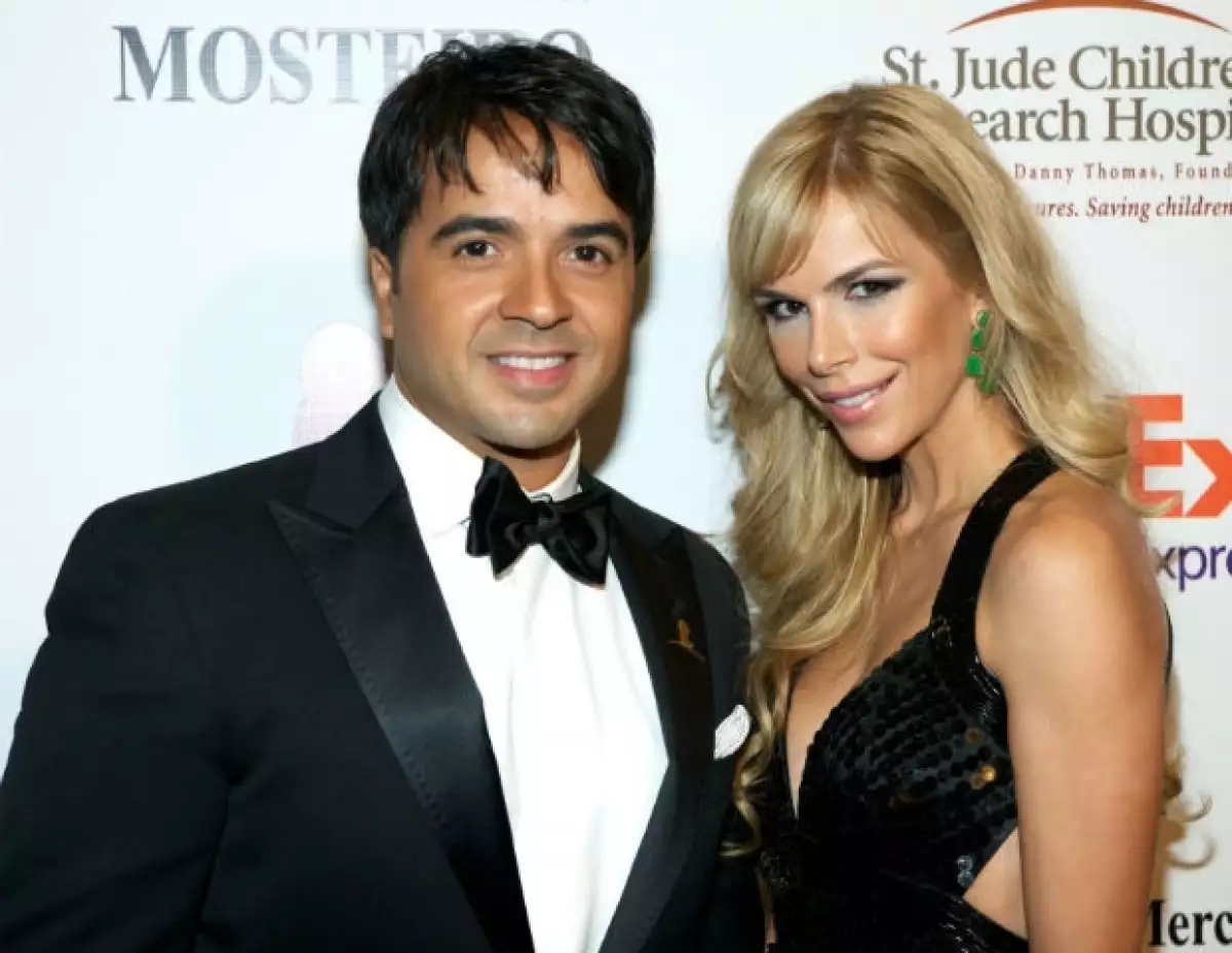 El cantante anunció mediante sus redes sociales que este miércoles contrajo matrimonio con la modelo española Águeda López en Napa Valley, California.