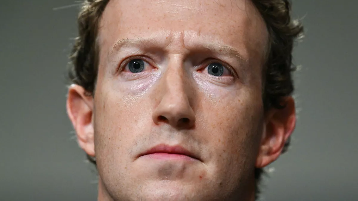 Zuckerber dona 1 mdd a Trump