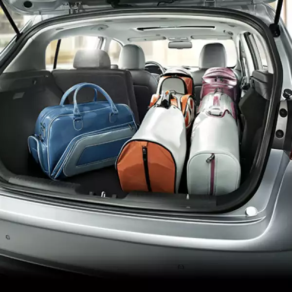 Su cajueja brinda espacios suficiente para equipaje y lo que desees llevar en tus recorridos.