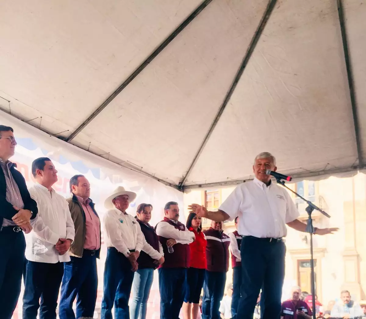 AMLO