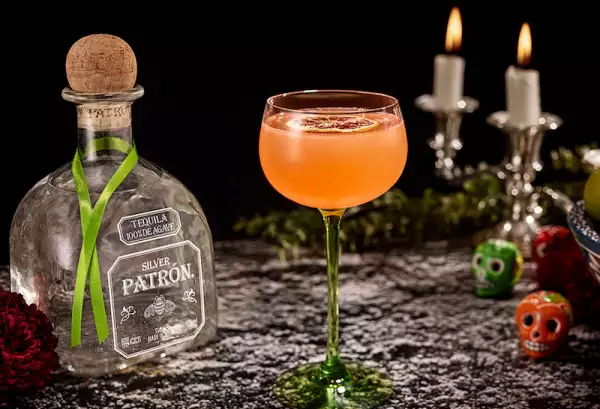 Life and Style Día de Muertos 2.jpg