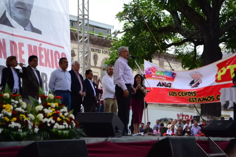 AMLO ofreció un mitin informativo en el Centro Histórico de la capital michoacana.