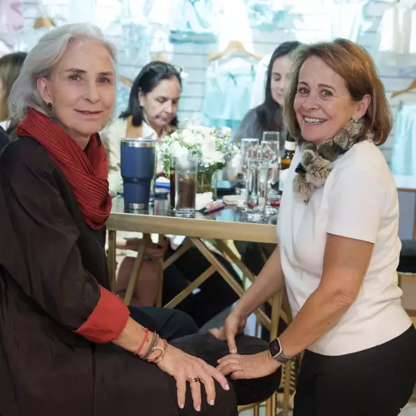 Mayte Yturbide y Ana Villalobos
