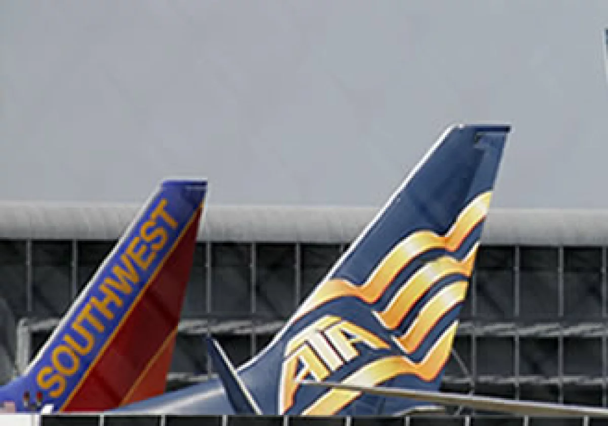 En su sitio de Internet, ATA pide a sus clientes que busquen alternativas para sus viajes en 2008. (Foto: AP)
