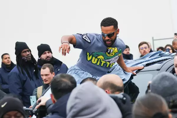 Louis Vuitton : Outside Arrivals - Paris Fashion Week - Menswear Fall-Winter 2023-2024