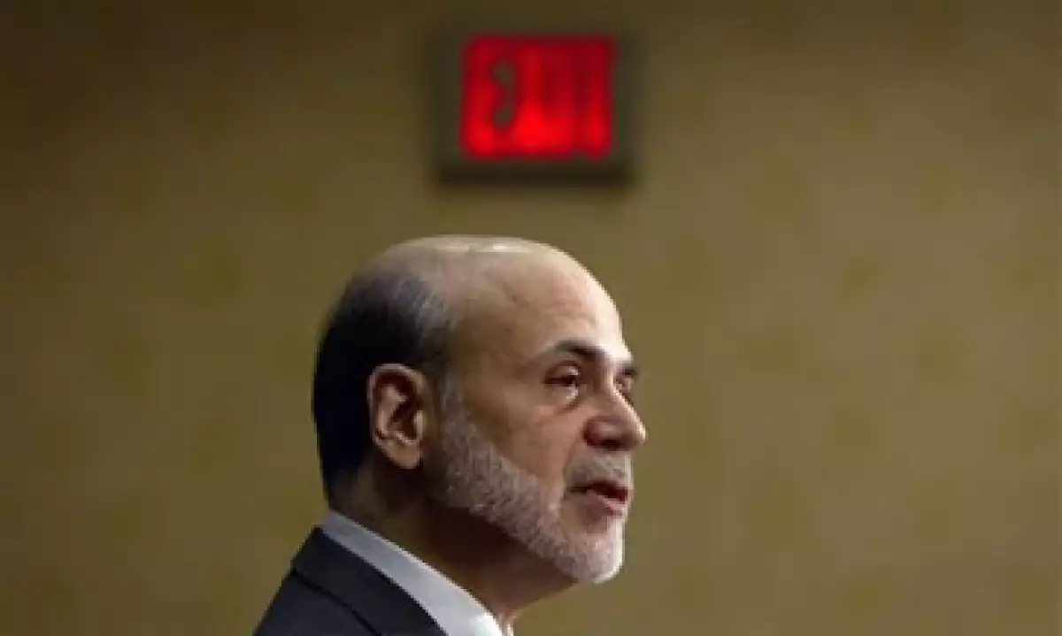 El republicano Newt Gingrich acusó a Bernanke de gastar en secreto para rescatar a un grupo y no rescatar a otro. (Foto: AP)