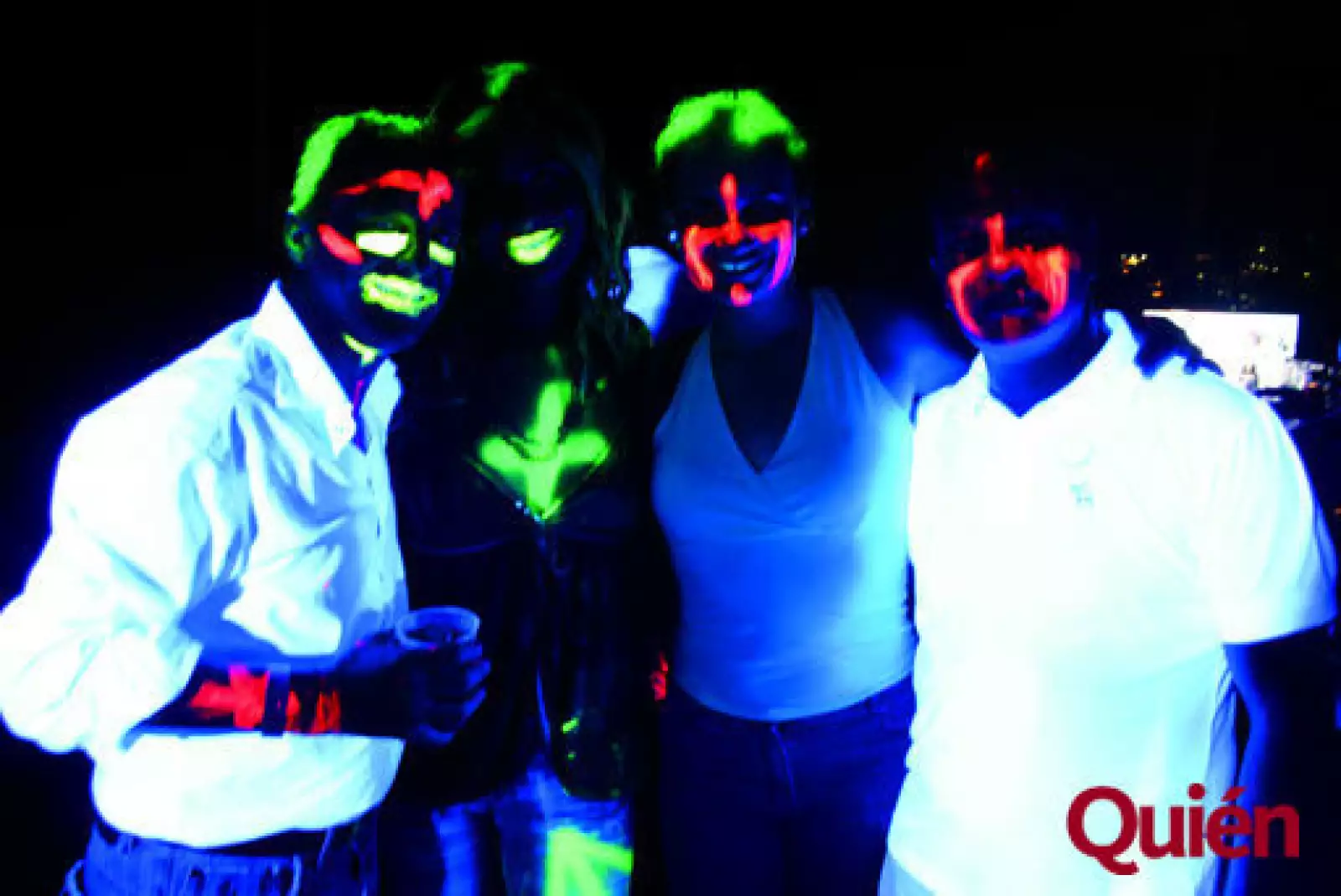 Alejandro Basteri, Martha Saenz, Adriana Vargas