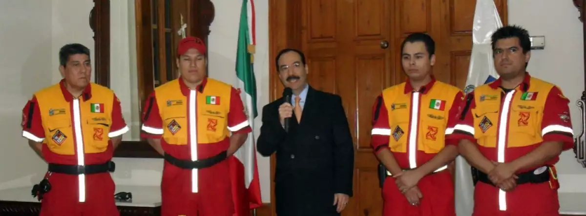 Brigada de rescate en Japón regresa a México