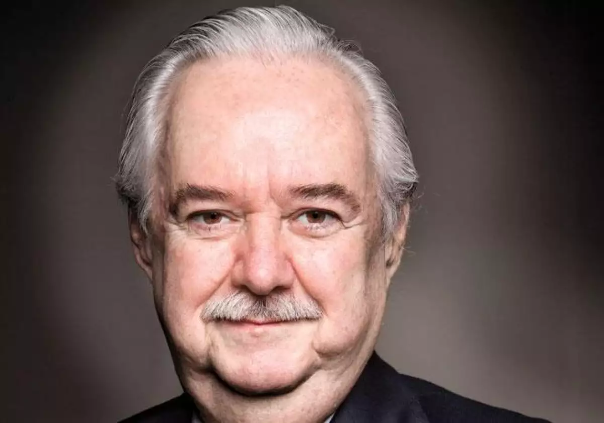Lorenzo H. Zambrano