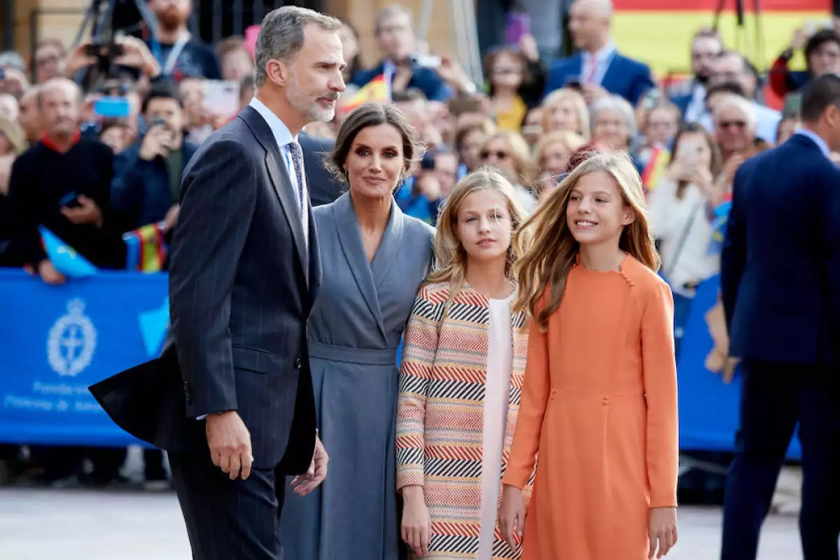 Spanish Royals Arrive At Oviedo Ahead Of 'Princesa de Asturias' Awards 2019