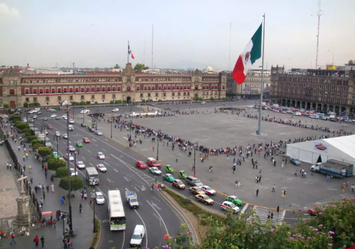 El Zócalo De La Ciudad De México Será Restaurado 0093