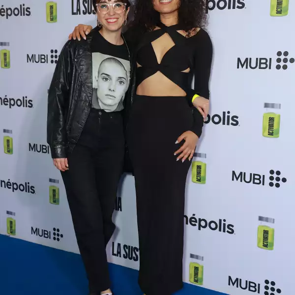 Michelle Garza y Mayra Batalla