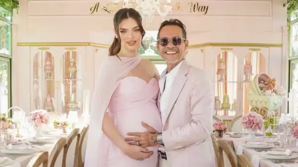 Marc Anthony y Nadia Ferreira 
