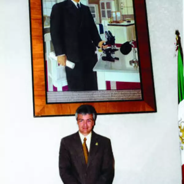 Alfonso Petersen Farah