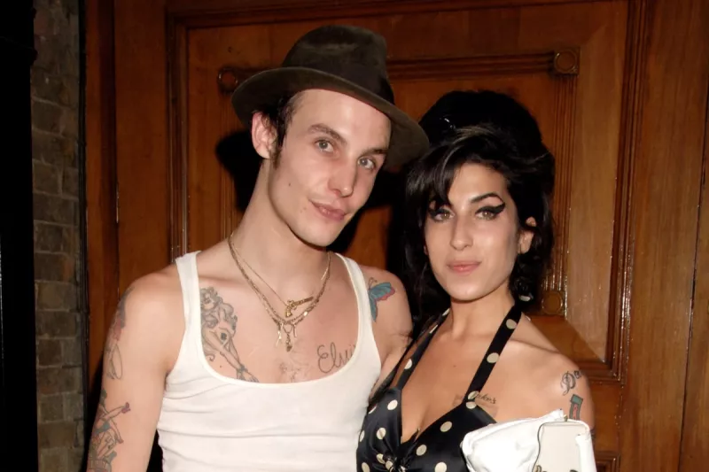 amy-winehouse-Blake Fielder-Civil.jpg