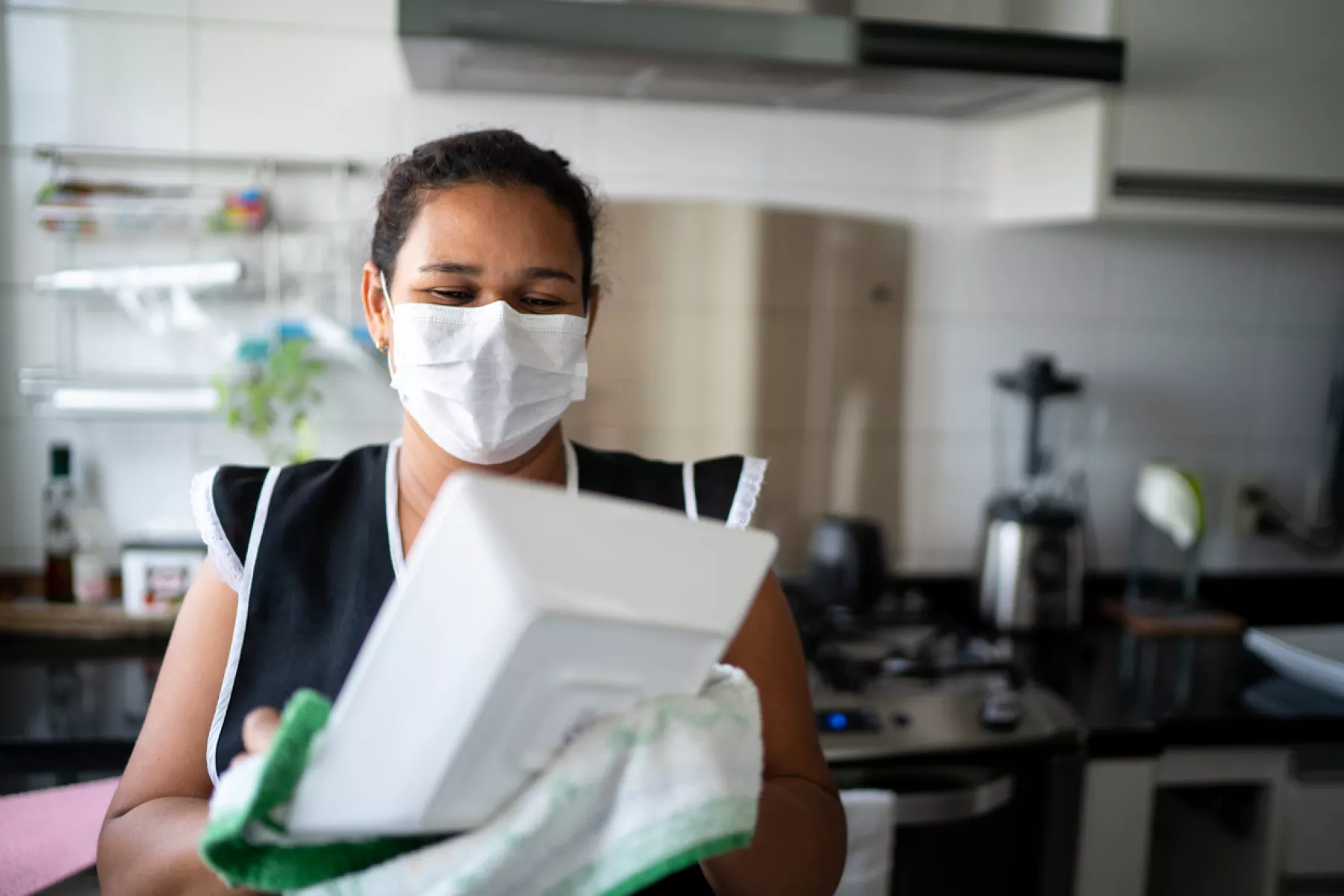 Créditos a la palabra trabajadoras del hogar