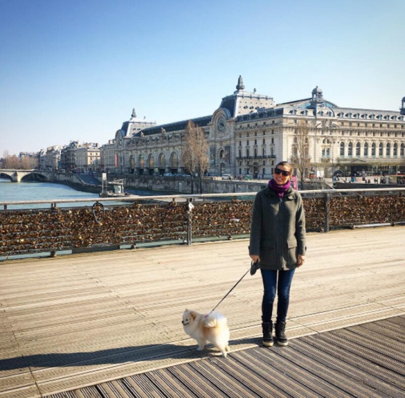 Con esta foto, Bárbara Coppel anunció que ya vive en París.