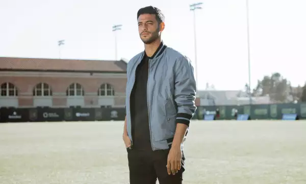 Carlos Vela