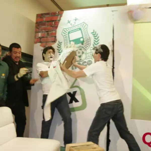 Martín Altomaro, Rodrigo Oviedo