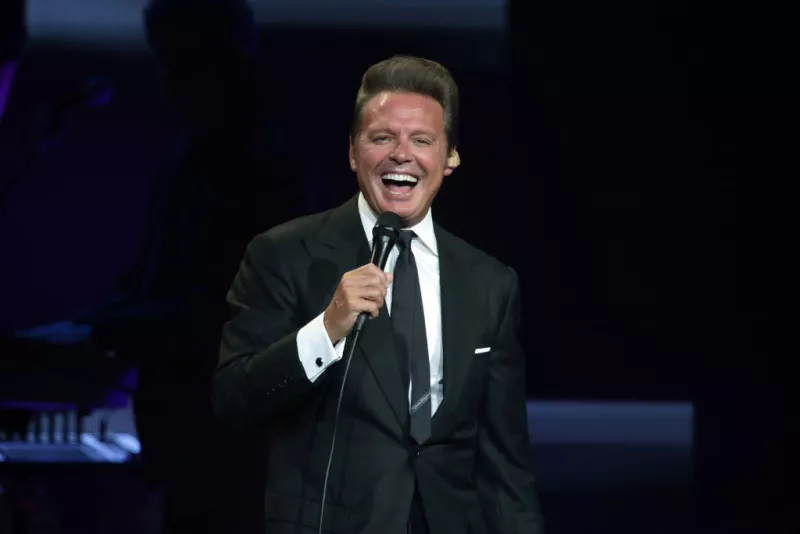 Luis Miguel - Mexico por Siempre Tour