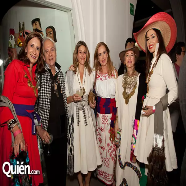 Charlotte Lozaga,Esteban,Elena Navarro,Paloma Porras,Danna B,Lucia Luzania