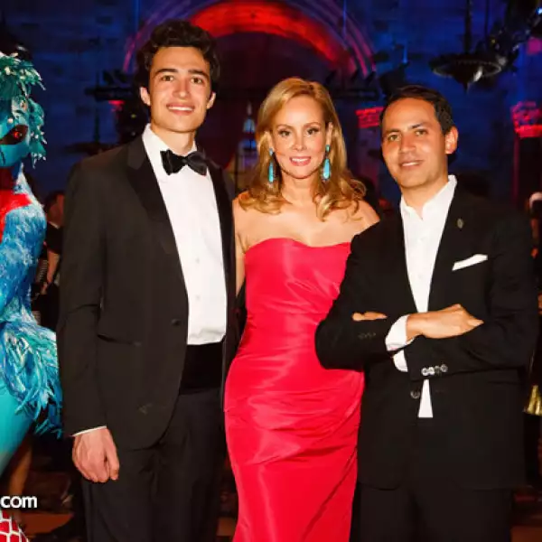 Gabriel Rivera-Barraza,Yaz Hernandez y Valentin Hernandez Jr.