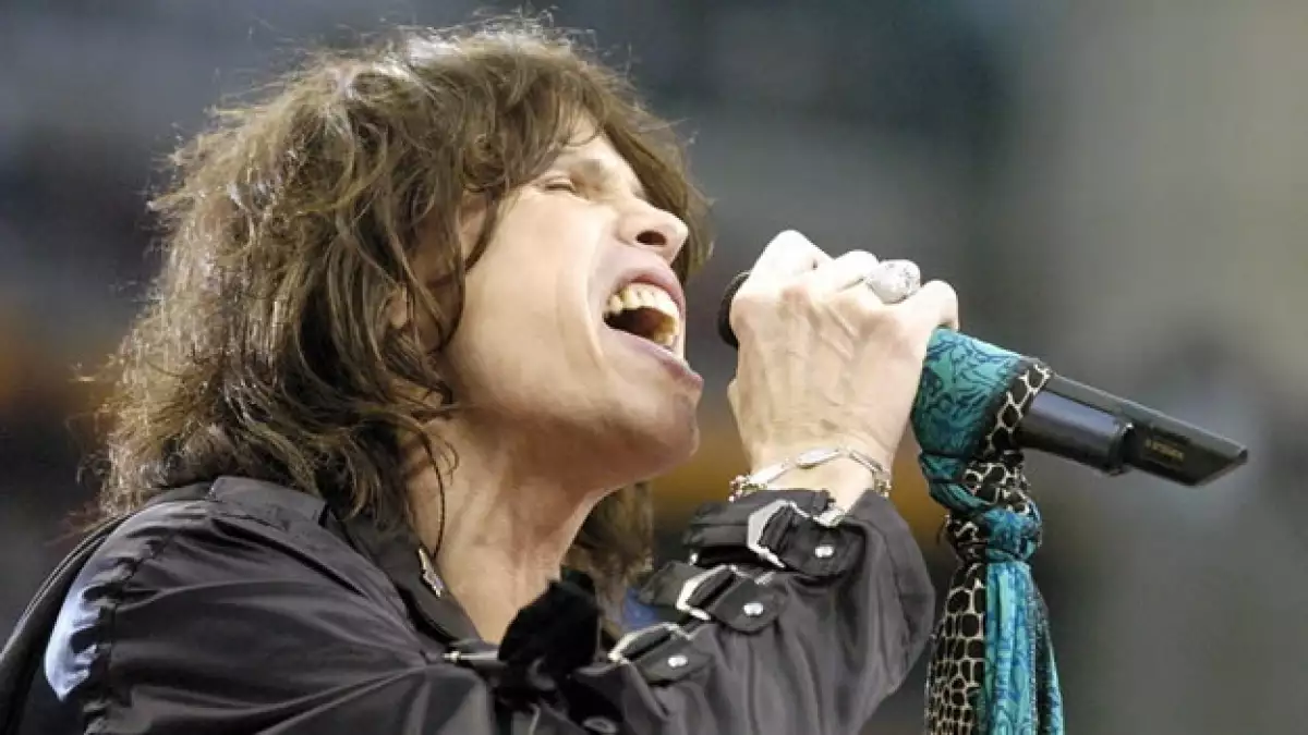 Steven Tyler canta en el Superbowl