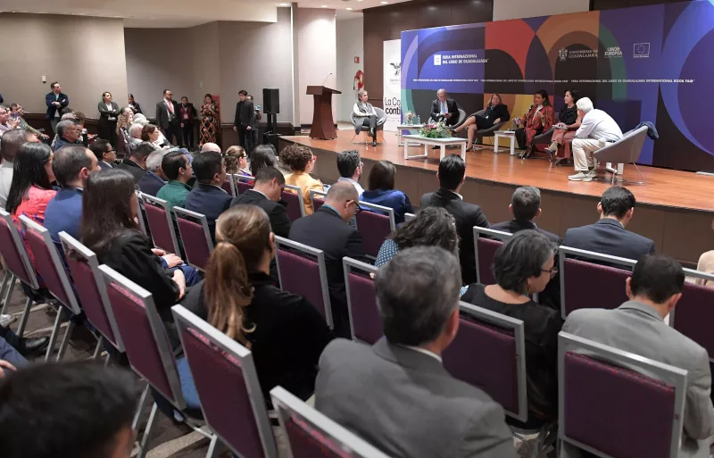 SCJN Smeinario Derecho a la Información-2