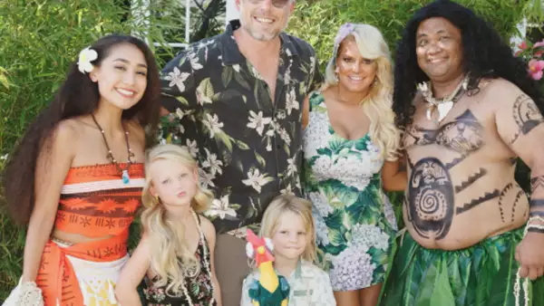Jessica Simpson, Eric Johnson, Ace Knute y Maxwell Drew