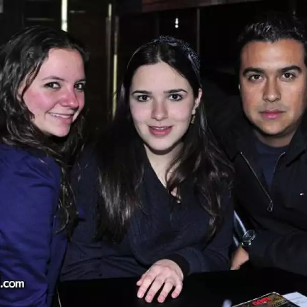 Rebeca Villarreal,Lucía Guerra y Ernesto Bolaños