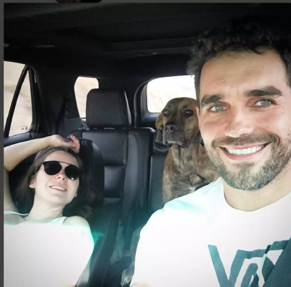 La actriz reveló que no sigue ninguna dieta y disfruta al máximo de su embarazo.