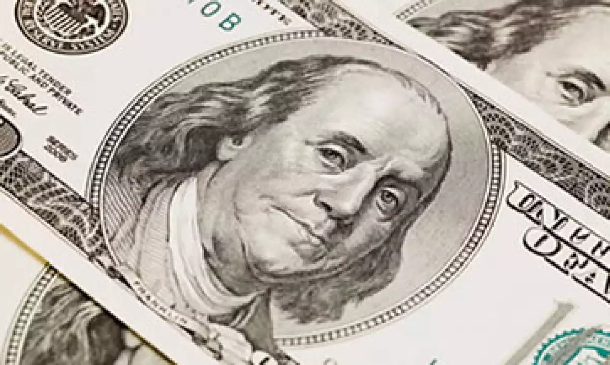 El dólar se fortalece ante la expectativa de que la Fed continúe con el retiro de su estímulo monetario, dicen analistas. (Foto: Getty Images)