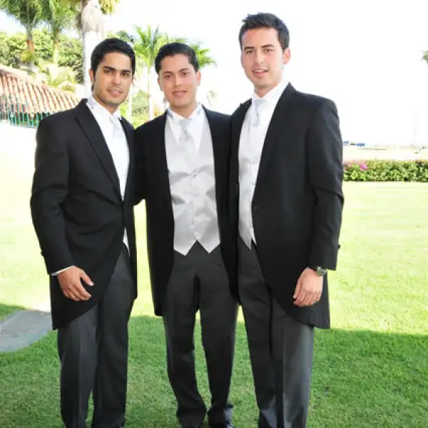 Andrés, Jaime y Santiago Plasencia