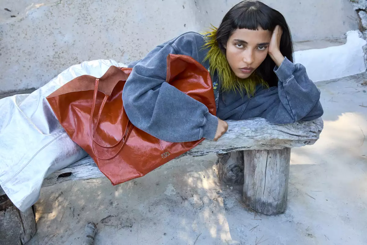 BIMBA Y LOLA FW25 CAMPAIGN_05.jpg