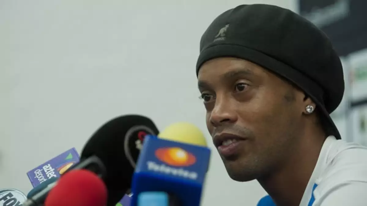 Ronaldinho racismo