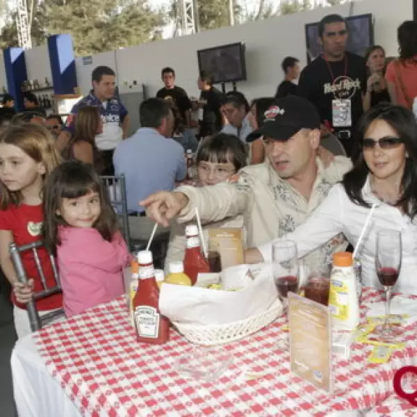 María Zinser, Margot Zinser, Ariadne Zinser, Erick Zinser, Ana Zinser
