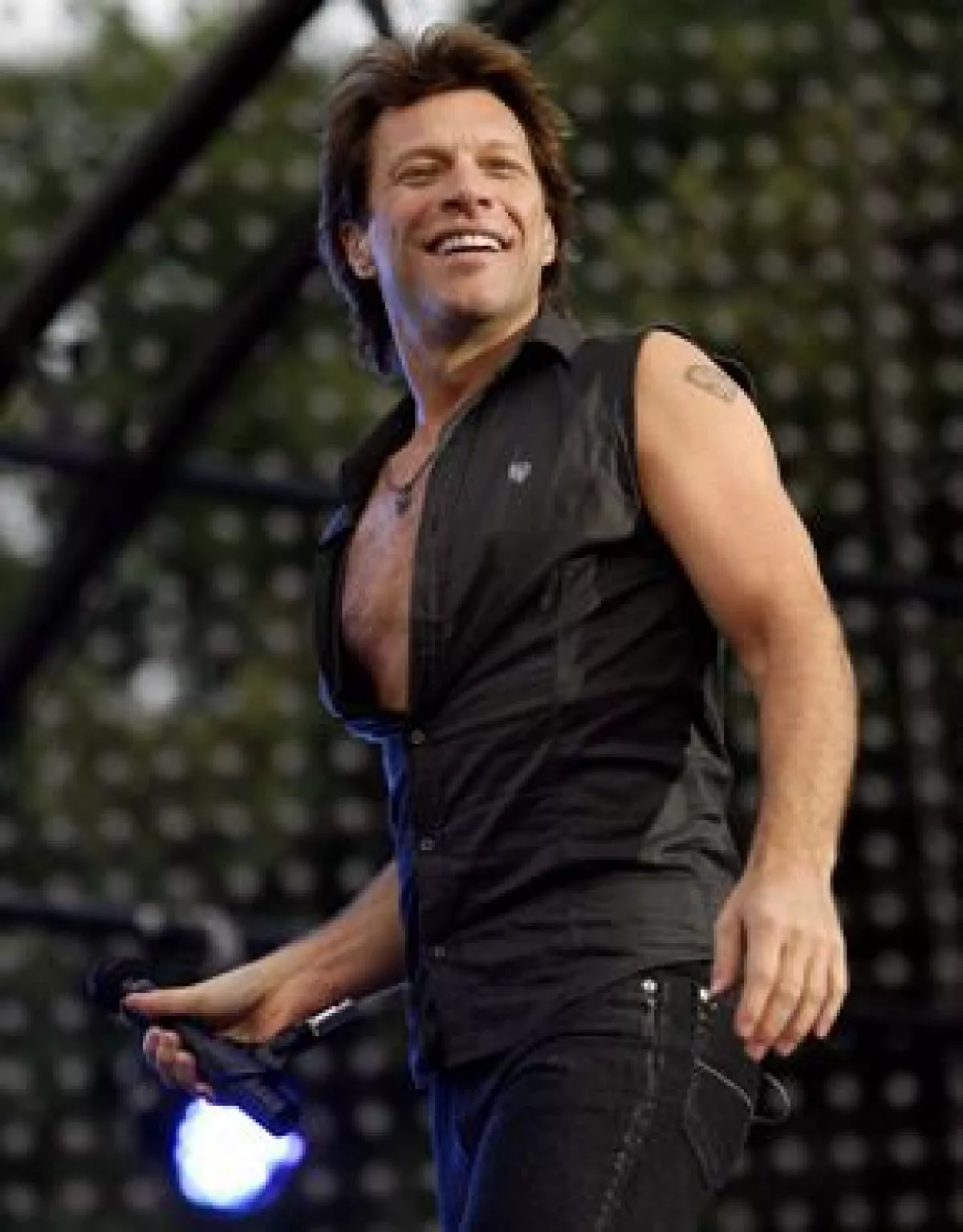 En el concierto organizado para concientizar al mundo de los cambios climáticos se presentarán Jon Bon Jovi y la estrella de Bollywood, Amitabh Bachchan.