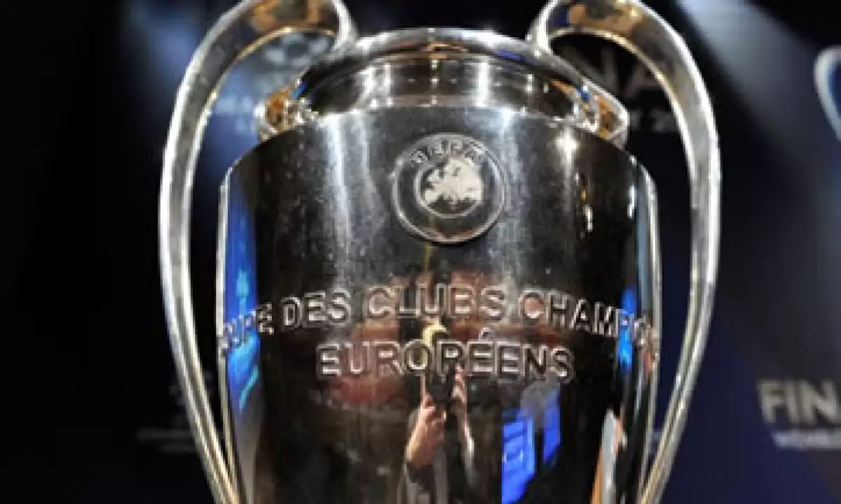 Este es el trofeo que se disputarán dos equipos. (Foto: Getty Images)