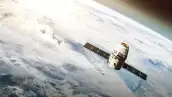 Un satélite orbitando la tierra