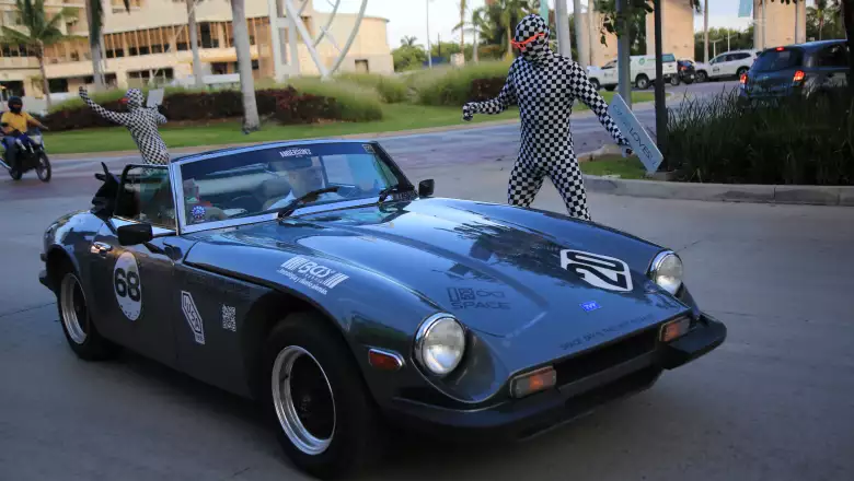 Llegada Malecón Puerto Cancún