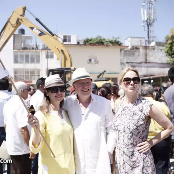Yamel Guerra, Jorge Ramos y Maricarmen Ramos