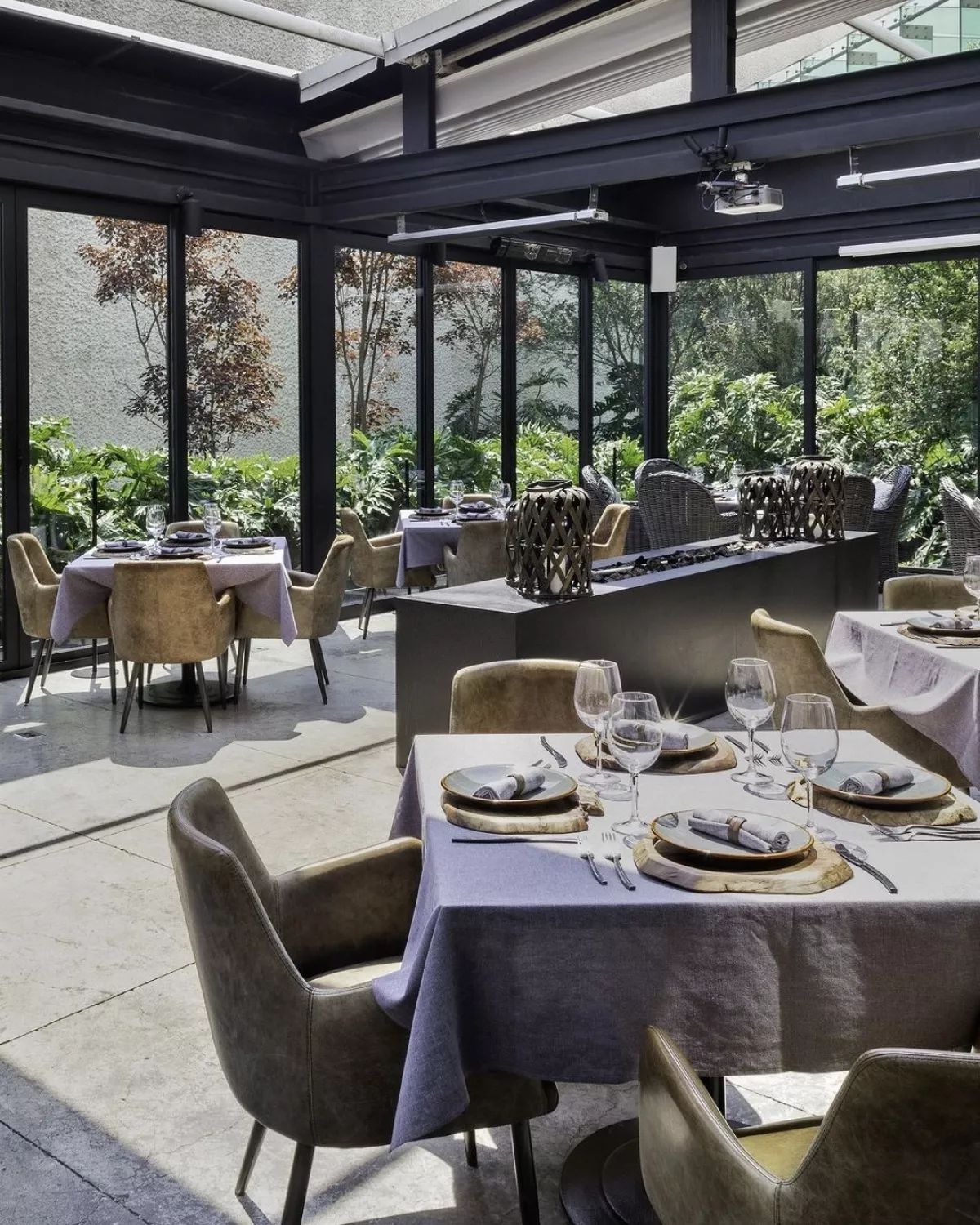 Foto del interior del restaurante Cachava en su terraza