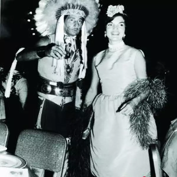 Jacqueline Kennedy, Oleg Cassini