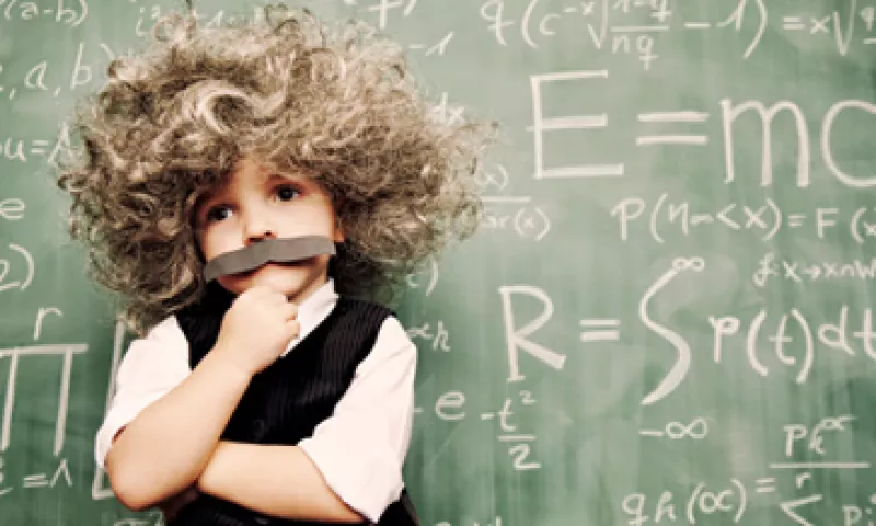 Adquiere tu seguro cuando tus hijos son más pequeños, pues te saldrá más barato. (Foto: Getty Images)