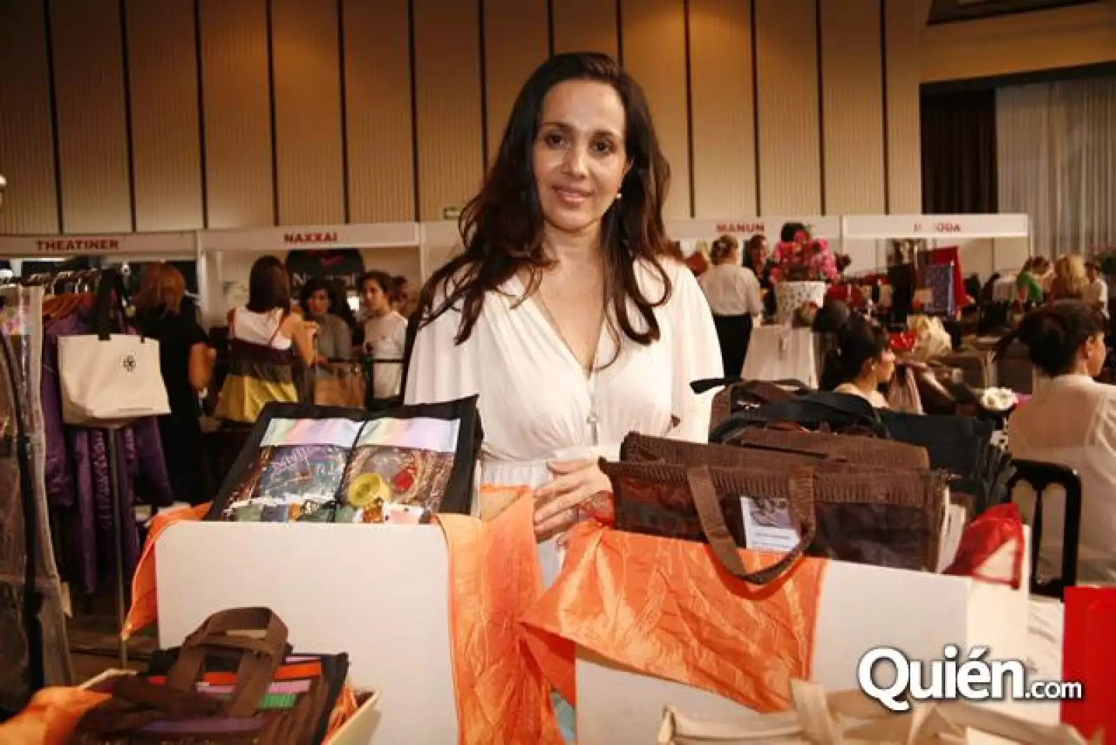 Bazar Portal de una noche de arte