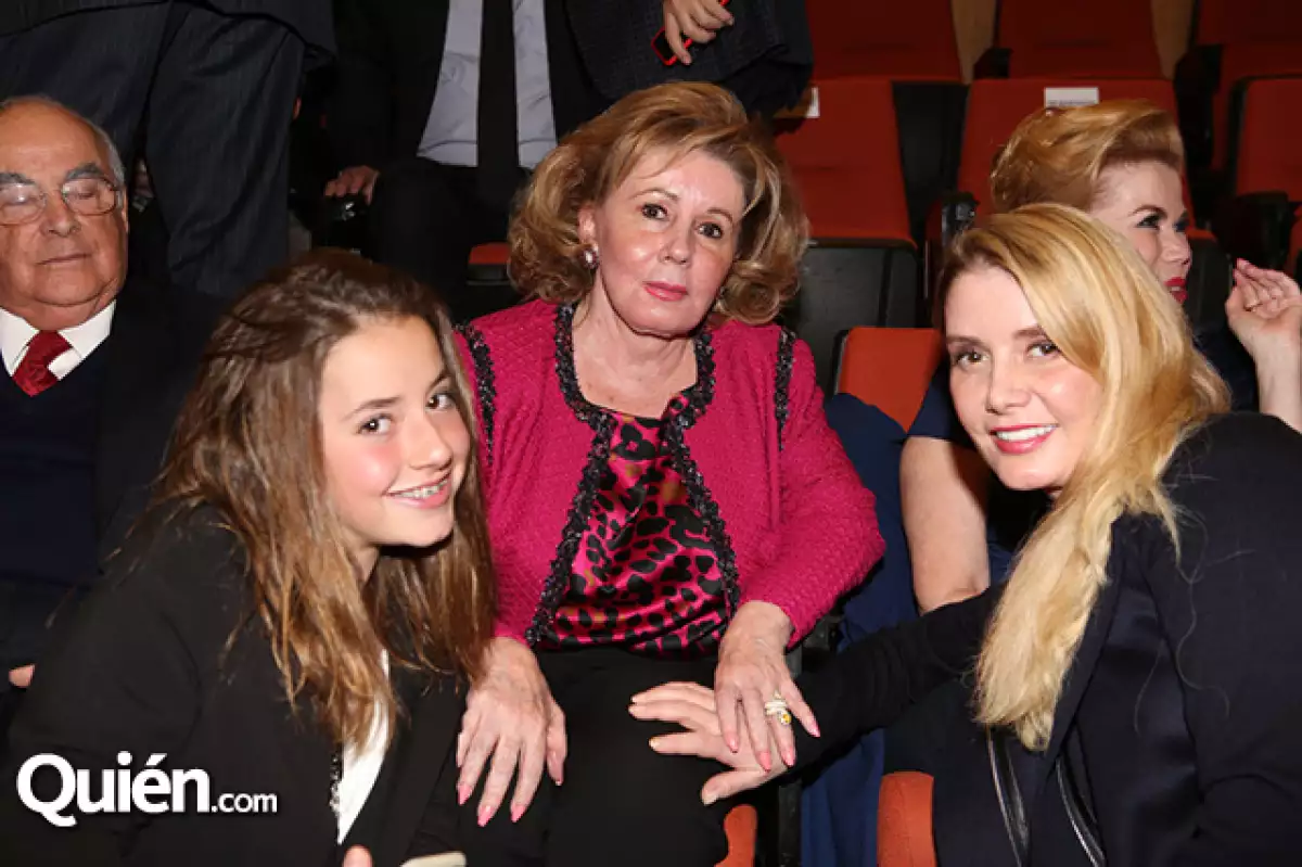 Sabrina González,Doris y Doris Beckmann