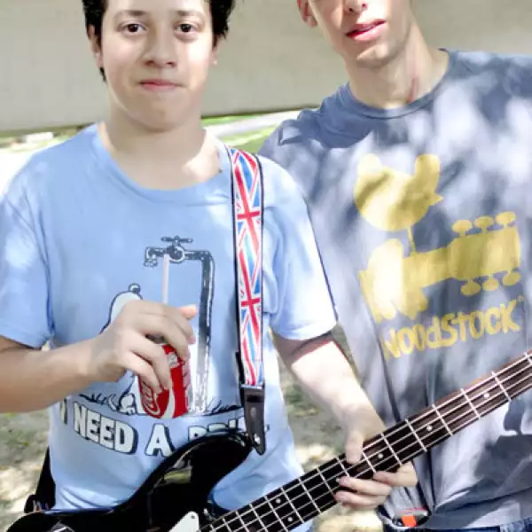 Donovan Sierra y Gilberto Ambriz