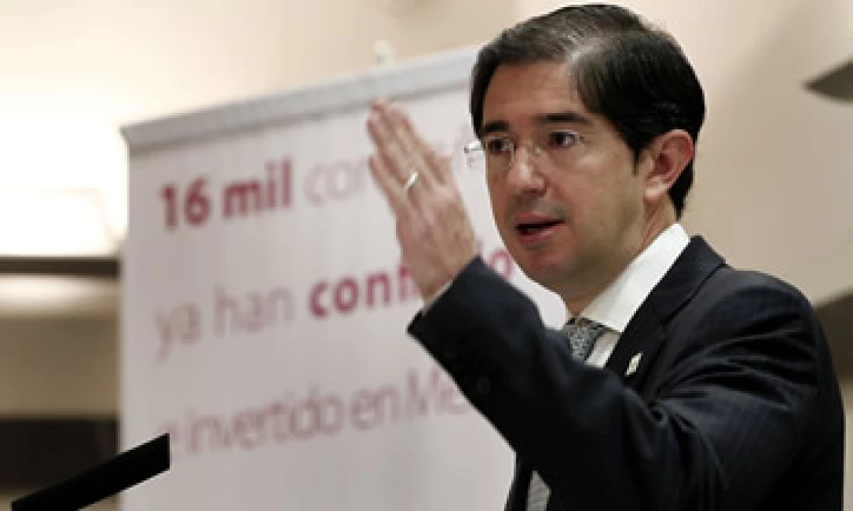 Dionisio Pérez Jácome, titular de la SCT, dijo que que el rescate incluirá también las concesiones que expiran hasta 2020. (Foto: Notimex)